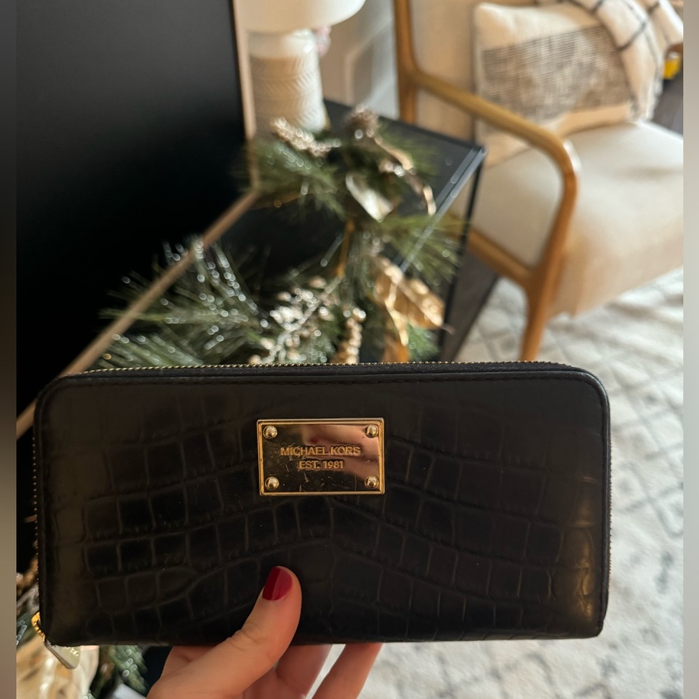 Michael Kors Women’s Wallet